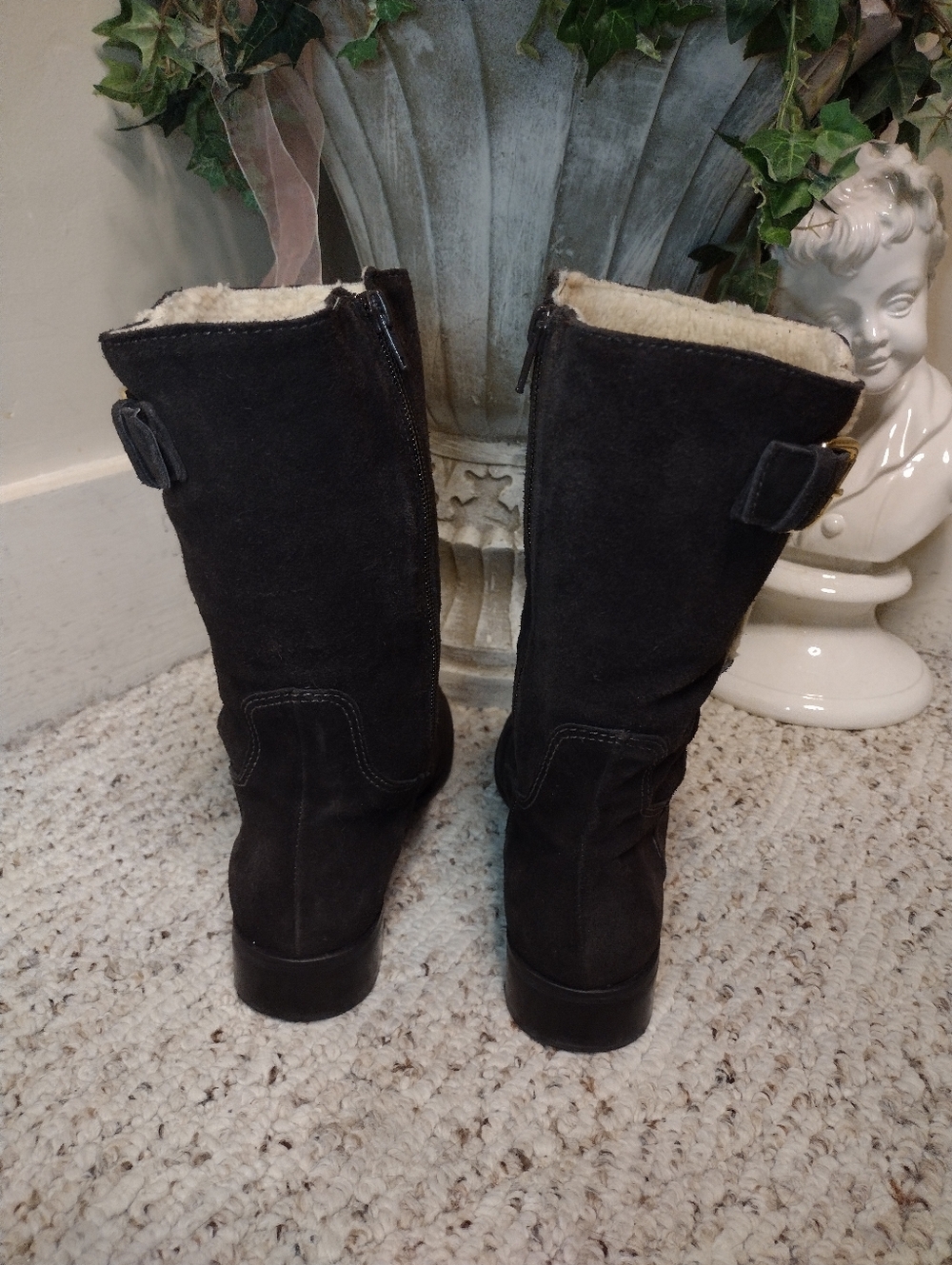 Talbot's Tinley Women's Dark Brown Suede Mid-Calf Shearling Lined Boots - Picture 5 of 10